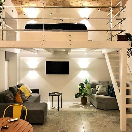Beautifully Renovated Loft In Trastevere Rzym Zewnętrze zdjęcie